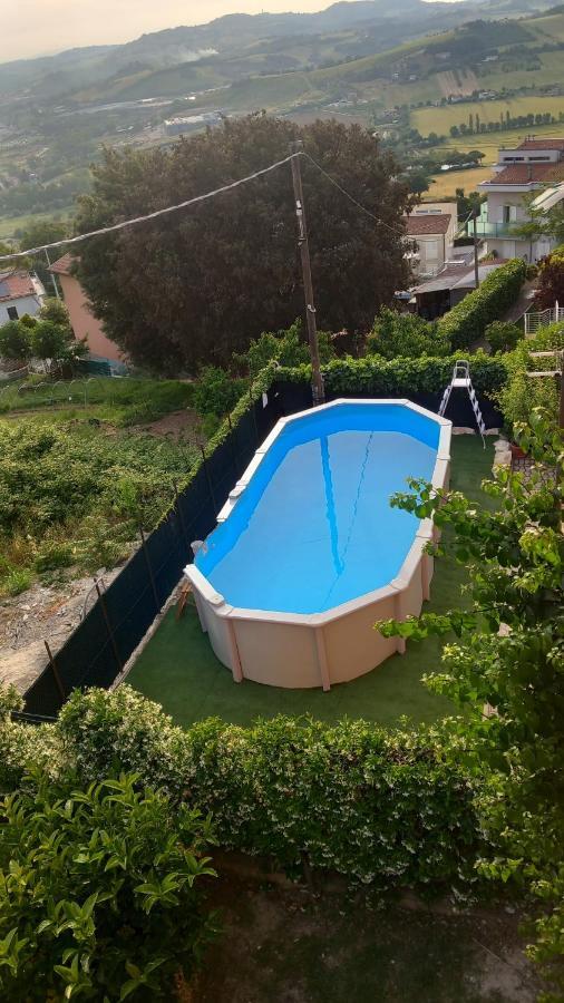 La Violetta Villa Camerano Bagian luar foto