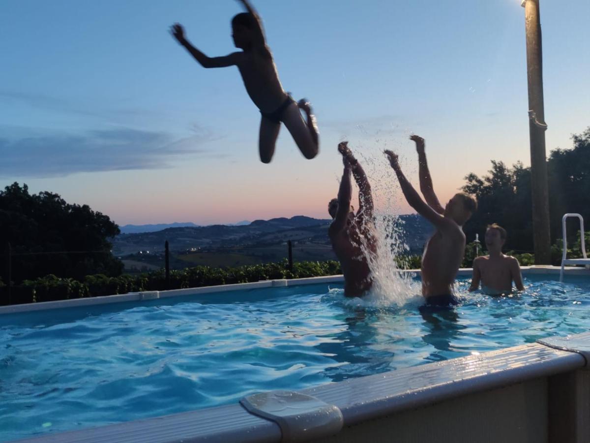 La Violetta Villa Camerano Bagian luar foto