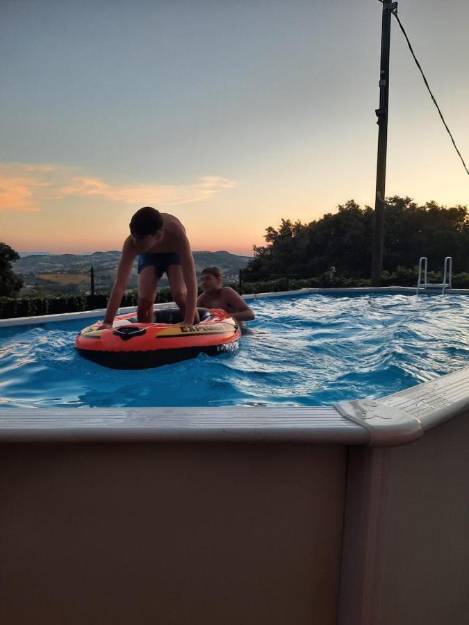 La Violetta Villa Camerano Bagian luar foto